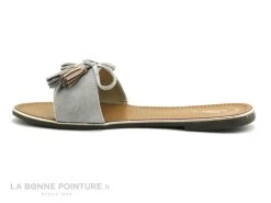 Noir Passion CH692 Gris - Mule Plate - Pompons -Skechers Boutique cd24607c73b9e66c561f35ea11d5d5ef img 3518.jpg 121493