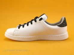 Victoria 125244 Blanc - Glitter Noir - Basket Mode 11 Victoria 125244 Blanc - Glitter Noir - Basket Mode -Skechers Boutique cd24607c73b9e66c561f35ea11d5d5ef img 5615.jpg 166343