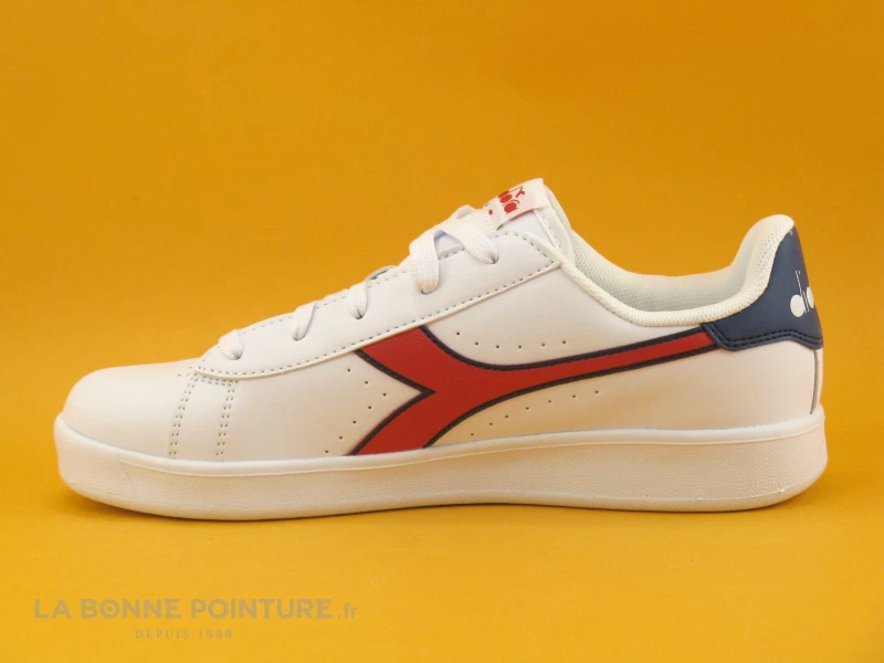 Diadora 872650-40-32 Game - Basket Blanche - Rouge - Bleu Marine 5 Diadora 872650-40-32 Game - Basket Blanche - Rouge - Bleu Marine – Image 3