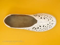 Karyoka RITA Blanc - Ballerine Aeree Cuir Blanc -Skechers Boutique cd24607c73b9e66c561f35ea11d5d5ef img 9236.jpg 170593